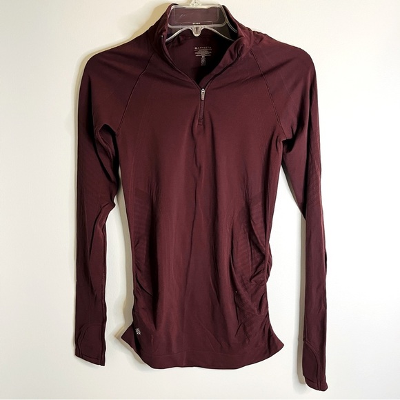 🏷️ 2/$20 Athleta Plum 1/4 Zip Pullover - Picture 1 of 7